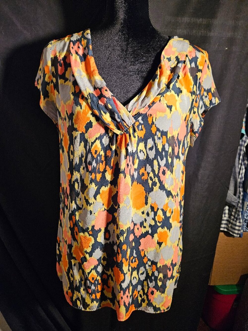Women's 100% Silk Blouse from Liquid Sz 6 Abstract Ikat